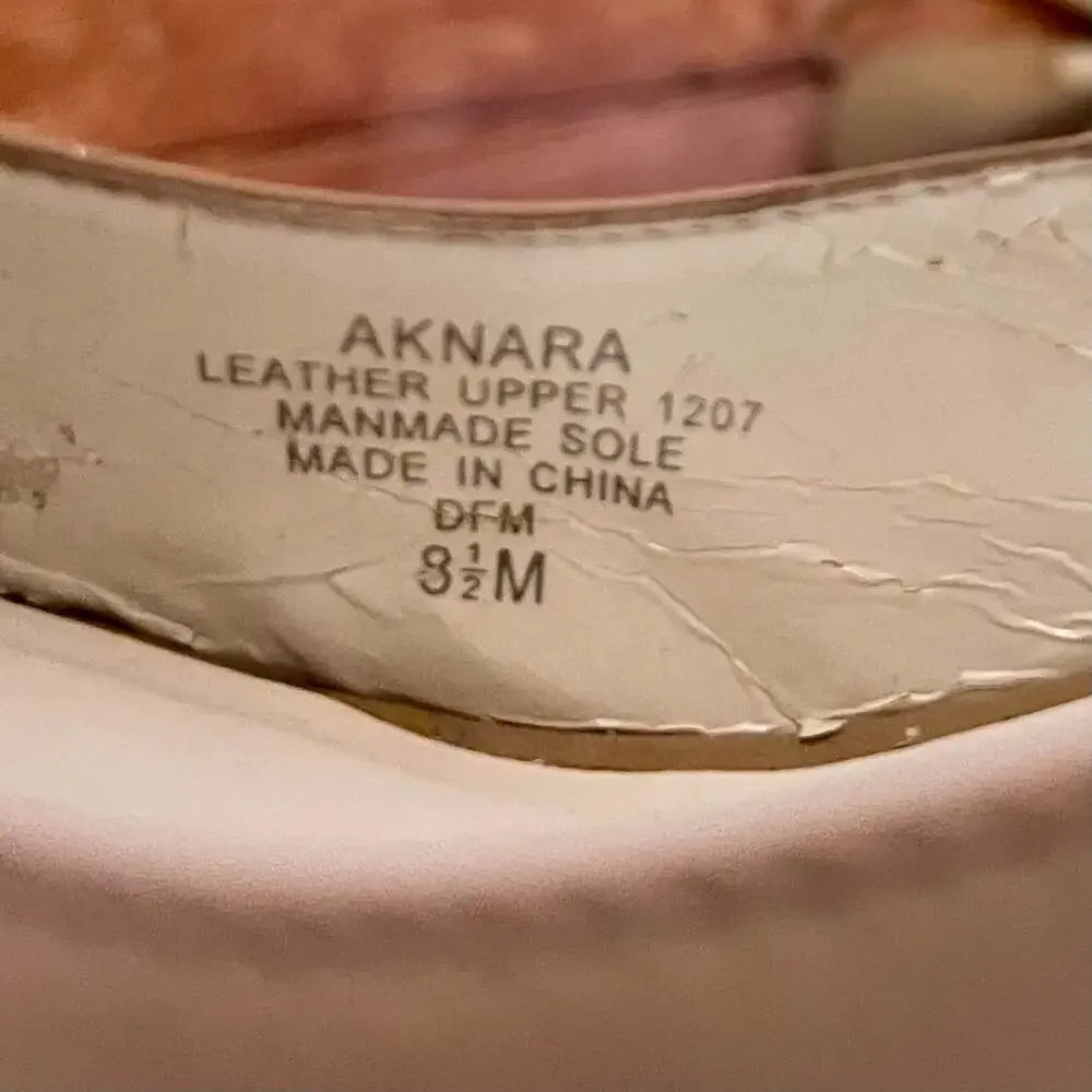Anne Klein AKNARA Beige Leather Pointed Toe Slingback Kitten Heels Size 8.5M